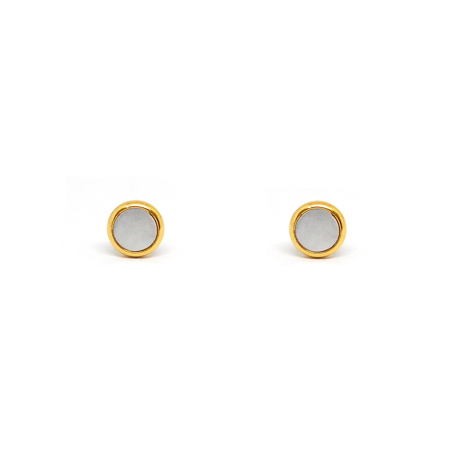 ESE 8077: All IPG Enclosed 6mm Mother of Pearl Studs w/ Baby Safe Chapita