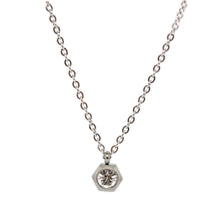 SET 8066: Enclosed 5mm Cz 17