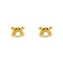 ESE 8147: All IPG Baby Crab w/ Mop Ctr Stud Earrings