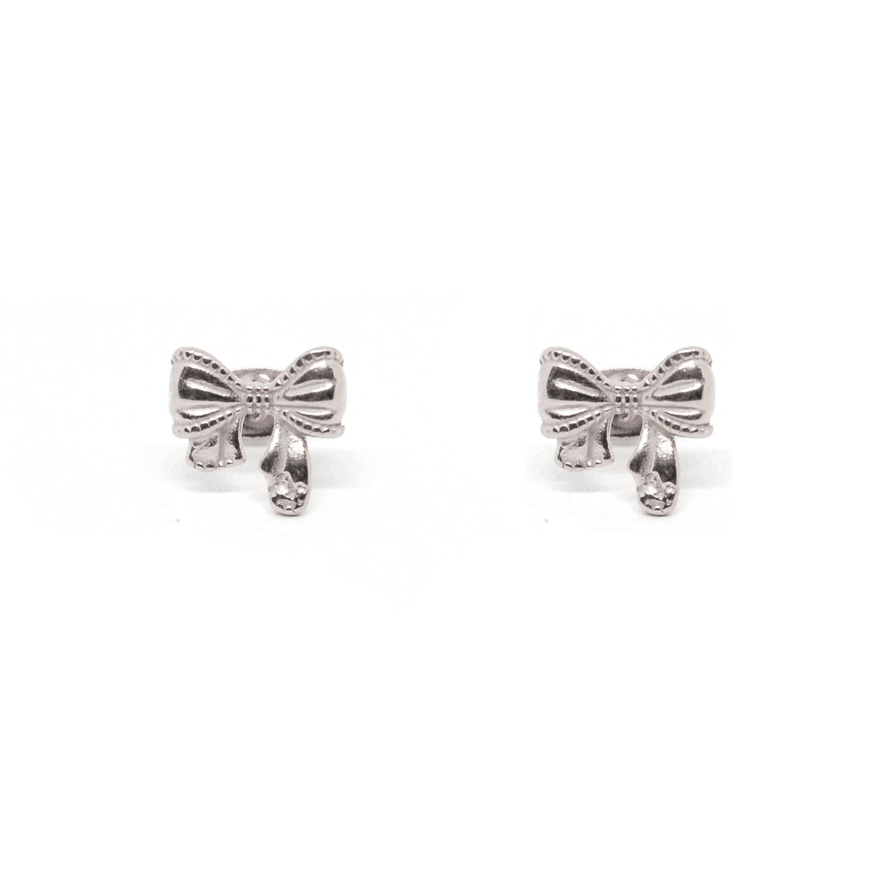 ESE 8385: Dainty Minnie Bowtie Studs