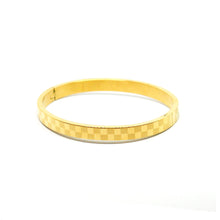 ESBG 8486: All IPG Glossy Louise Stripe Hard Bangle (6mm)