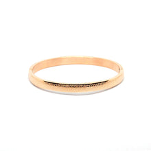 ESBG ose-Gold Plated Delicately Etched Rounded Hard Bangle (6mm)