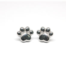 ESE 9198: S/S Puffy Paw Stud Earrings