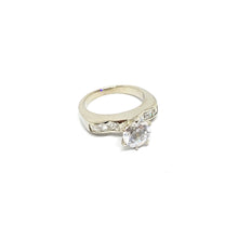 ESR 6517: Cheska S/S 7mm Raised Solitaire w/ Paved Sides