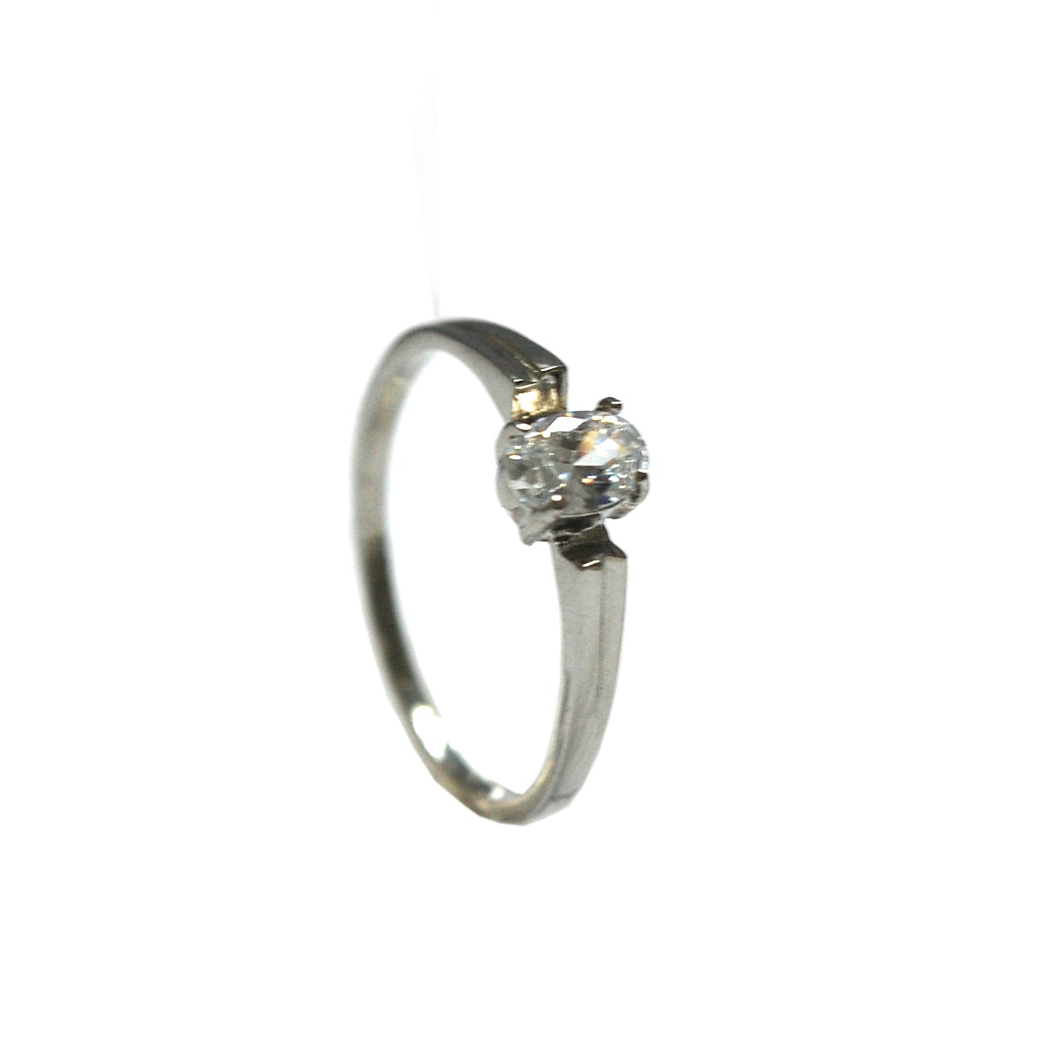 ESR 6604: Faith 4mm Oval Solitaire Ring w/ Open Flared Setting