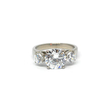 ESR 6832: Duchess 2-Carat Cz Ctr w/ 2x0.25-Carat Cz Sides Ring