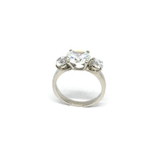 ESR 6832: Duchess 2-Carat Cz Ctr w/ 2x0.25-Carat Cz Sides Ring