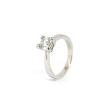ESR 7280: Hope S/S 6mm Solitaire w/ Basket Setting