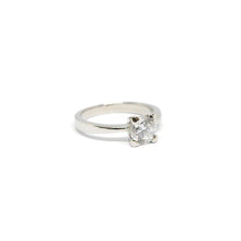 ESR 7280: Hope S/S 6mm Solitaire w/ Basket Setting