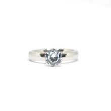 ESR 7550: Vera Classic 6-Prong 0.8-Carat Cz Solitaire Ring