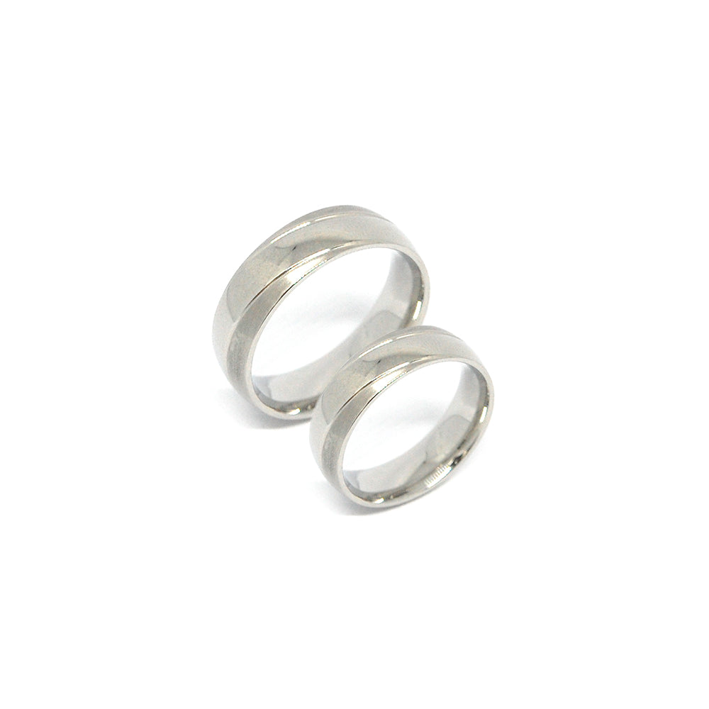 ESR 7544: Carly Matte Wedding Ring w/ Gloss Swirl Design