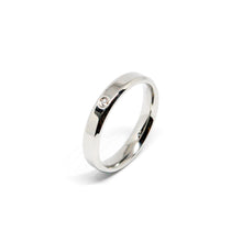 ESR 7861: Kate Glossy 4mm Flat CF Ring w/ 1 Cz Ctr