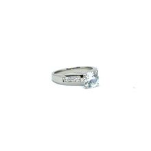 ESR 6623: Melissa 0.85-Carat 4-Prong Cz Solitaire w/ Cz Sides