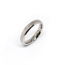 ESR 7535: Josie 4mm Brush Finish Band