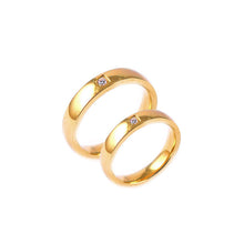 ESR 7799: Michelle Flat Gold Plated 4mm Band w/ 1 Cubic Zirconia Center