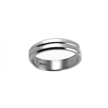 ESR 7466: Carolyn Center-Lined Satin Finish