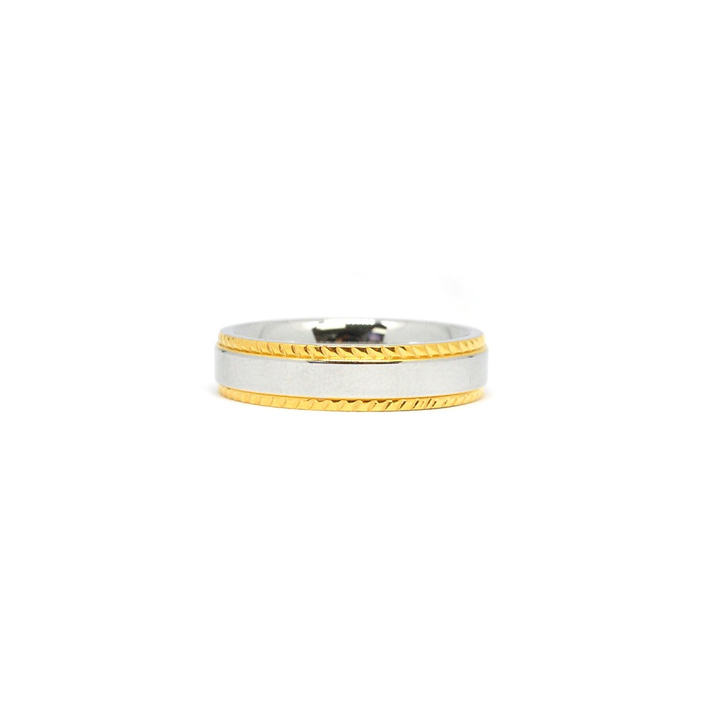 ESR 7341: Holly Glossy Ring w/ Gold Plated Milgrain Border