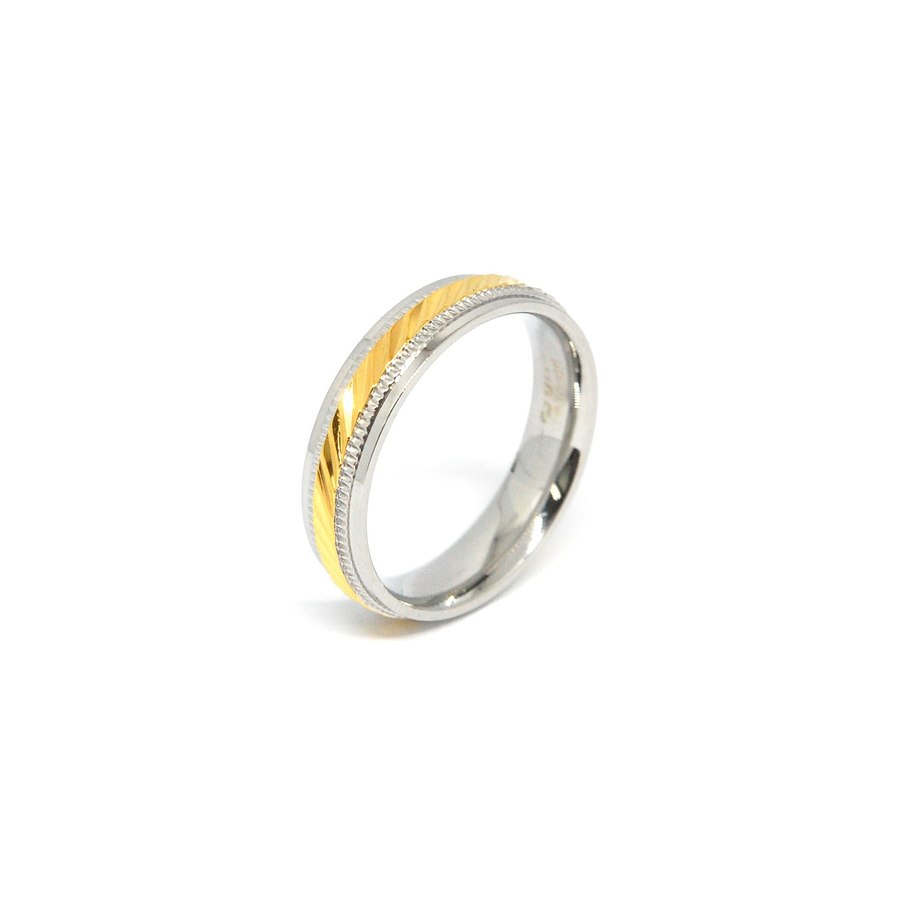 ESR 7803: Jolie Glossy Ring w/ Gold Diacut Ctr & Milgrain