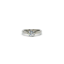 ESR 6065: Kiara 0-5-CT Enclosed Tension Set Solitaire Ring